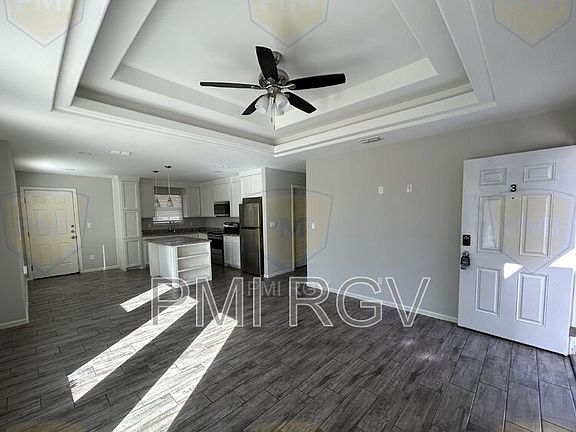 4th image of 2009 Stardust Ln APT 3