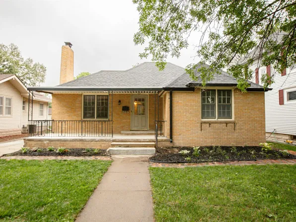 709 E 1st St, McCook, NE 69001