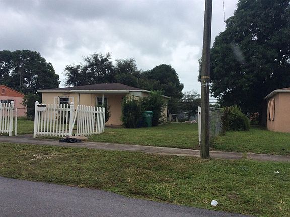 4th image of 2440 NW 152nd St
