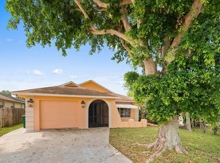 530 98th Ave N, Naples, FL 34108