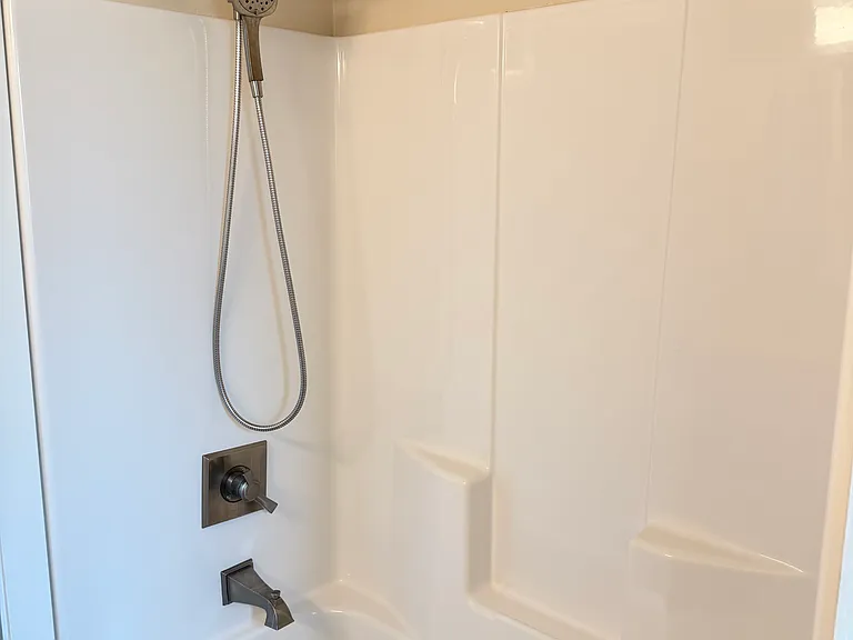 2755 SW Greens Blvd #16 — Photo 6