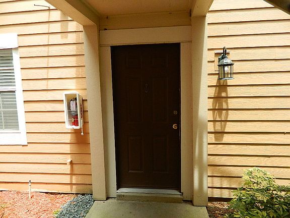 4th image of 672 Roaring Dr Building 245-15B