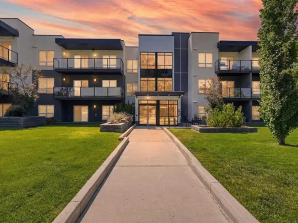15233 E 1st St SE #313, Calgary, AB T2X 0X5