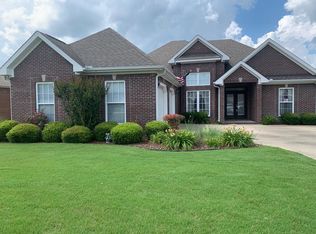 2327 Parc Pl, Florence, AL 35630
