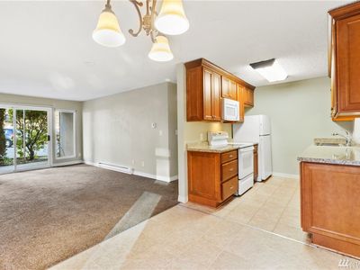 236 S 152nd St APT 105, Seattle, WA, 98148