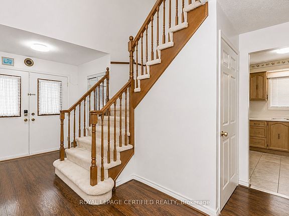 4th image of 11 Pearson Rd