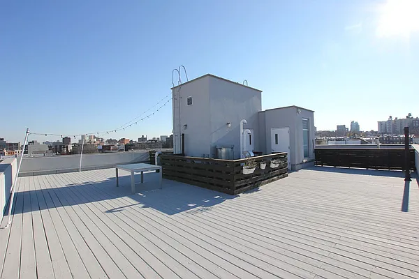 Rented by Bedford 6 Real Estate | media 13