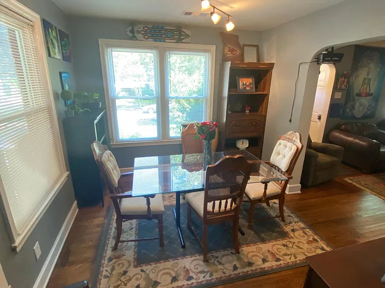 3589 Kenwood Ave — Photo 8