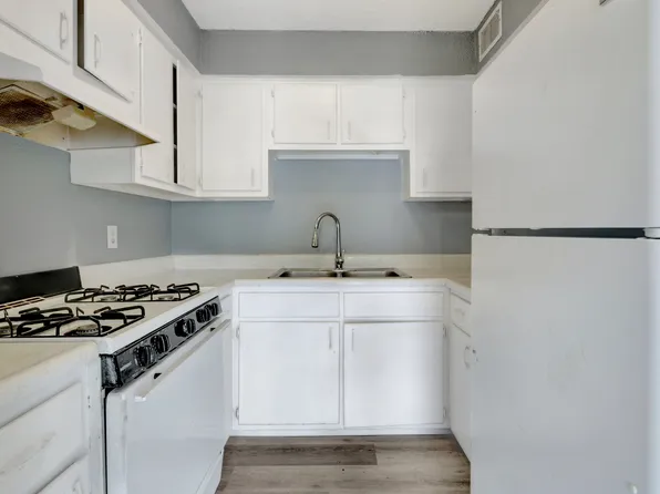 Greenbriar Apartments