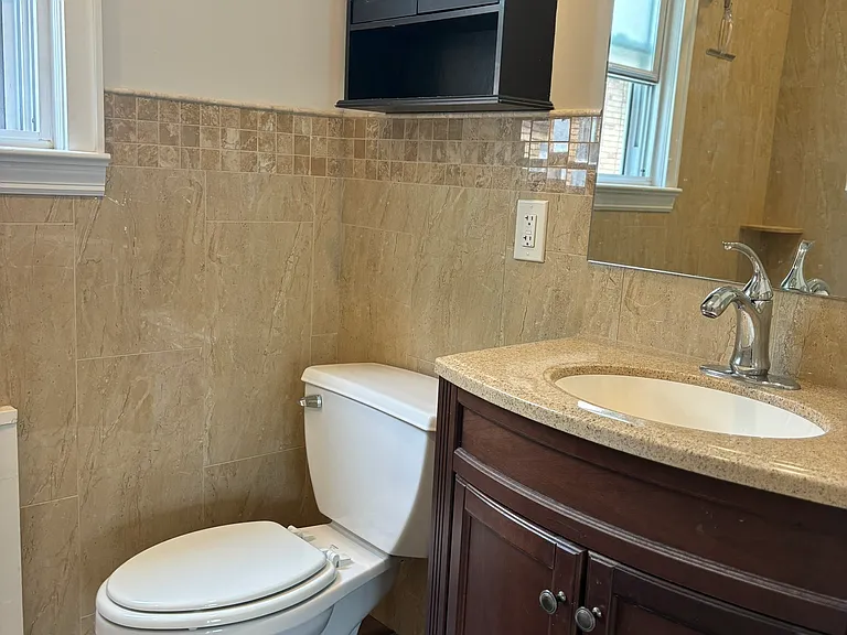 36 Walnut St #2 — Photo 8