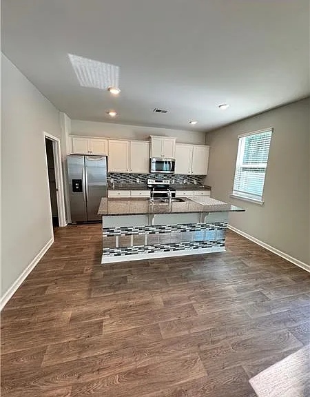 147 Troupe Dr — Photo 10