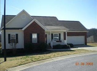 806 Oak Haven Ct, Greer, SC 29651