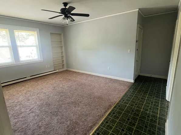 1676 S Sycamore St, Petersburg, VA 23805