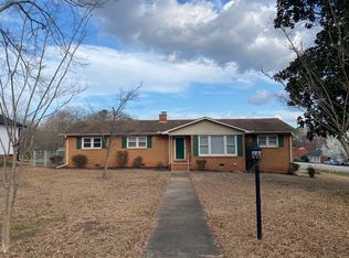 801 Mike Cir, Spartanburg, SC 29303
