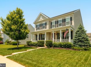 5520 Hope Hill Ave, Woodbridge, VA 22193