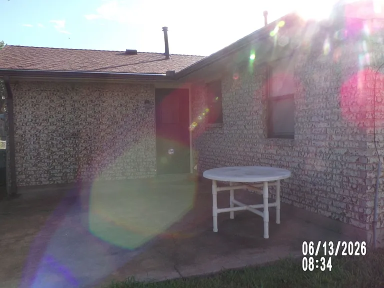2607 NE Dearborn Ave — Photo 24