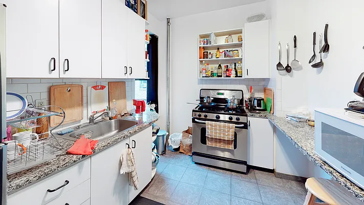 Rented by Emor Management Inc. | media 47