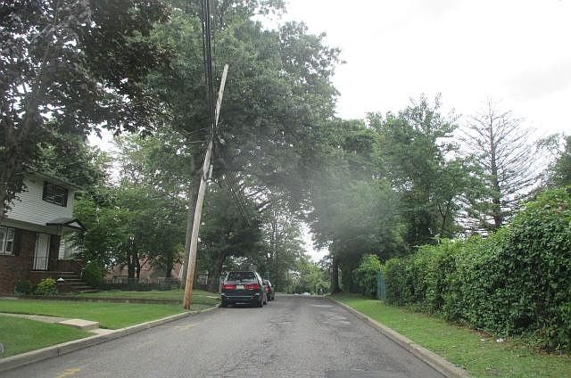 2nd image of 454 Fenlon Blvd