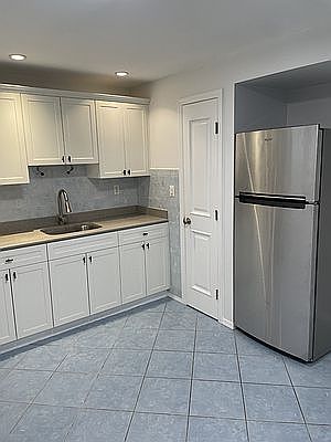 1st image of 2120 21st Avenue # First Floor