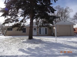 395 Oswego St, Park Forest, IL