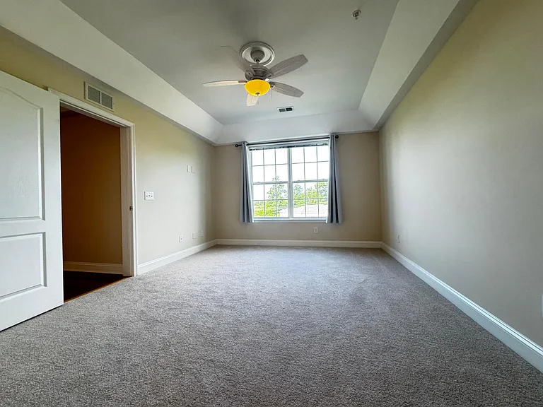 9204 Charleston Dr #303 — Photo 27