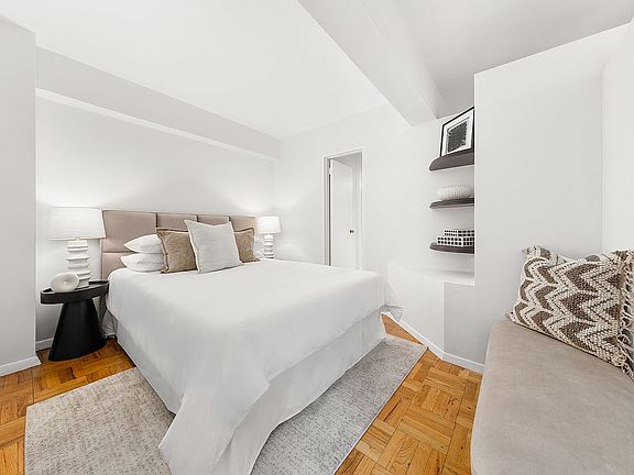 3rd image of 301 E 48th St APT 2M