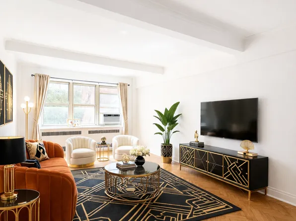 10 West 74th Street image 1 of 7