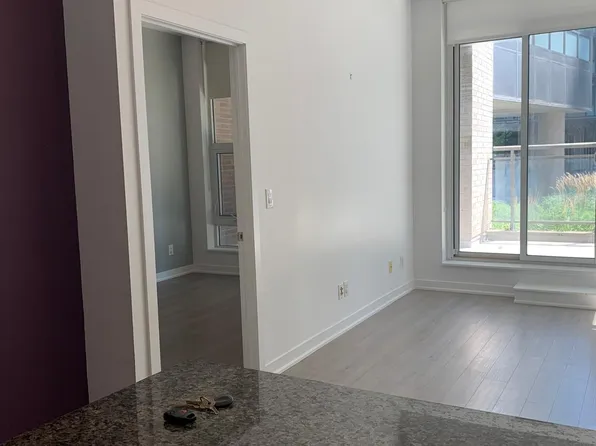 85 Duke St W #103, Kitchener, ON N2H 0B7