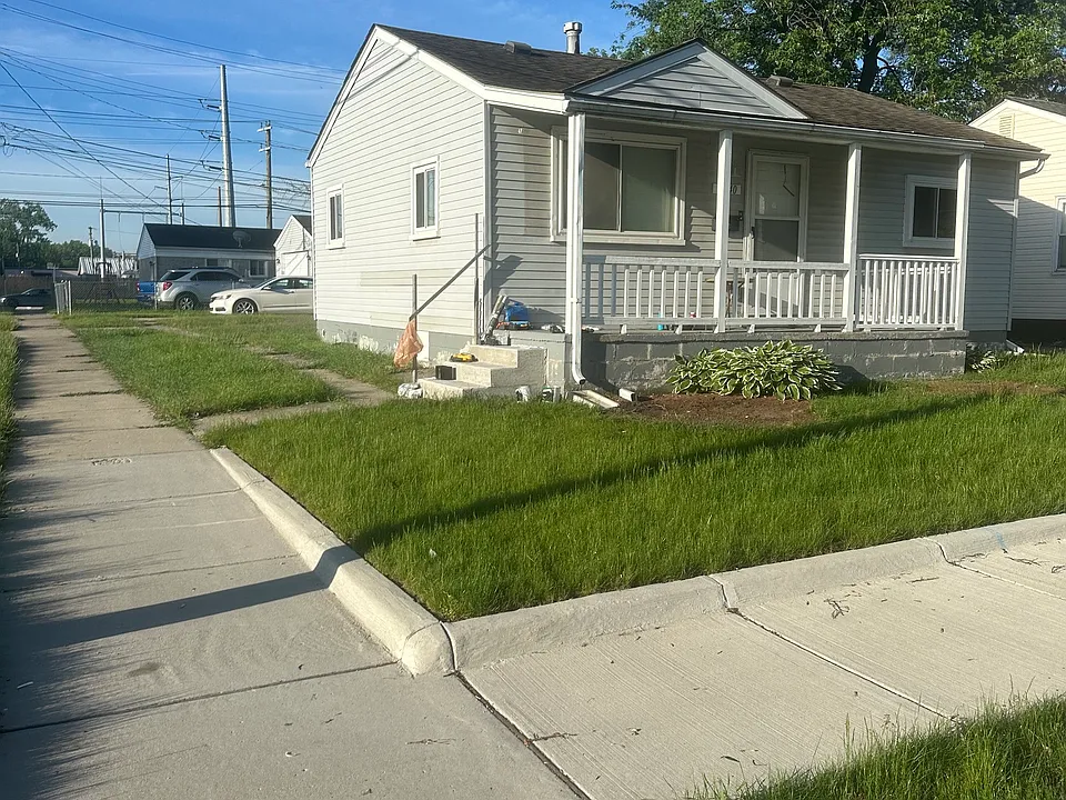 Chalmers Ave