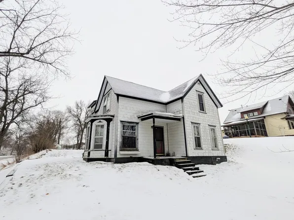 112 Bluff St E, Lake Benton, MN 56149