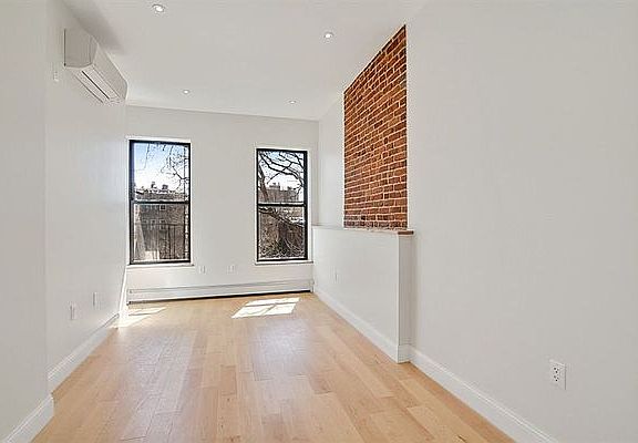 3rd image of 630 Bergen St APT 4