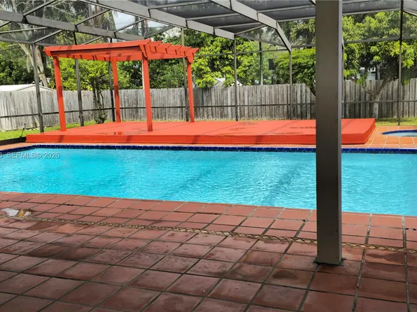 7321 SW 123rd St, Pinecrest, FL 33156