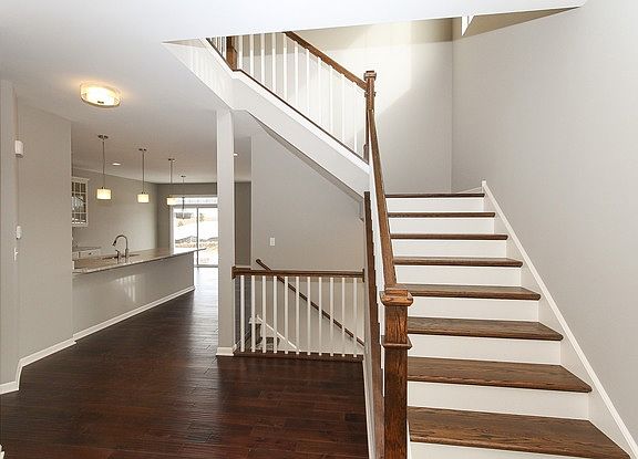 3rd image of 27 W 187 W Breme Lot 12.02