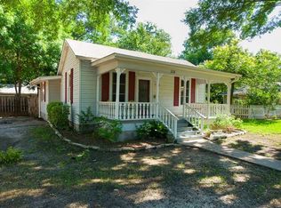 111 E 16th St, Georgetown, TX 78626