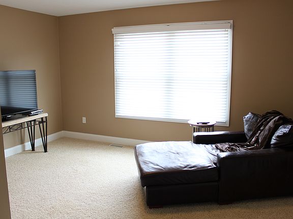 5th image of 2164 Kimberly Ct