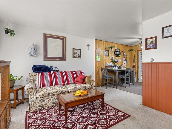 4th image of 33 Lynwood Dr