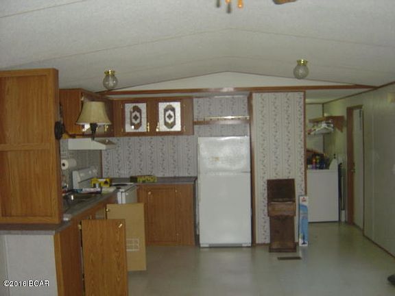 5th image of 1240 Clearview Ln