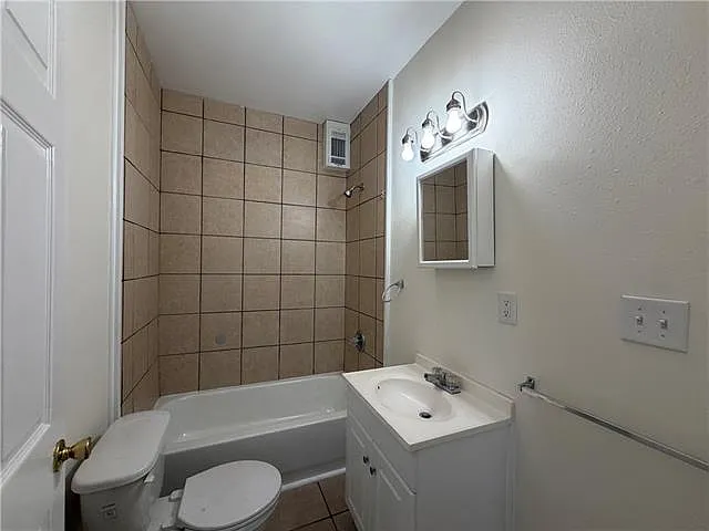 5910 Louis Xiv St — Photo 9