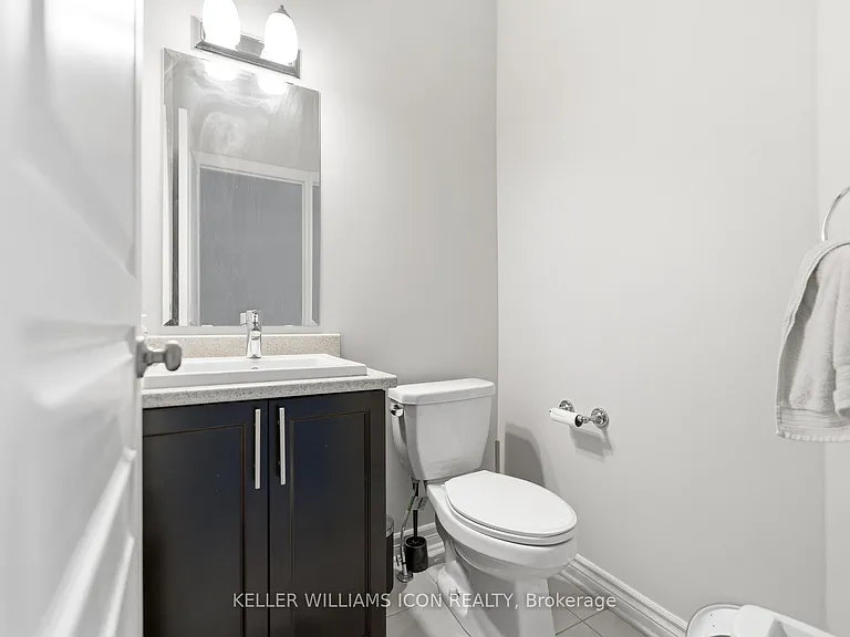 726 Guardian Grv — Photo 7