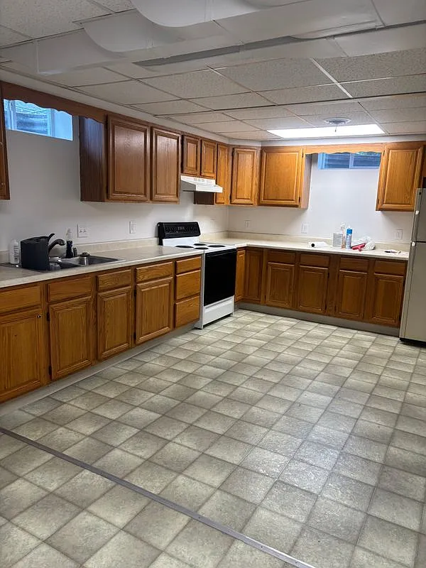 2 bed, 1.0 bath, 1250 sqft, $1,100 — Photo 1
