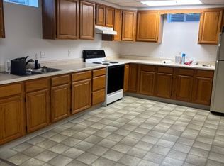1221 1/2 W Phillip Ave, Norfolk, NE 68701