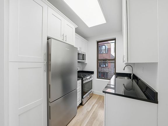 2nd image of 48 Pinehurst Ave #45