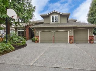 18916 88th Ave W, Edmonds, WA 98026