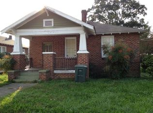 412 S Walnut St, Seneca, SC 29678