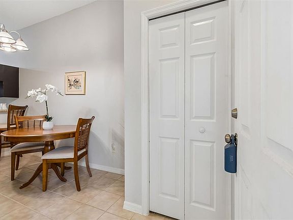 4th image of 1050 Starkey Rd APT 207