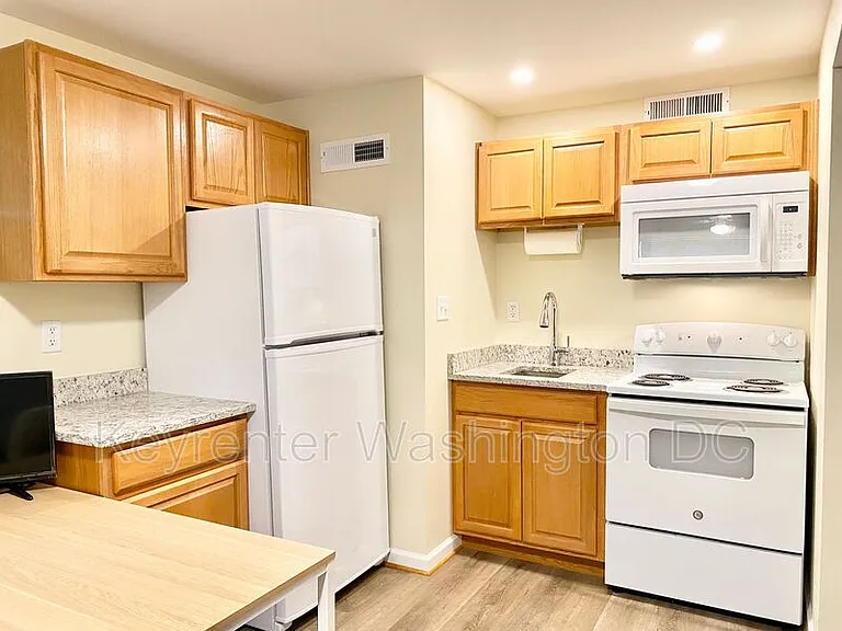 5514 Chillum Pl NE #NE — Photo 32