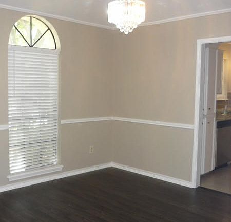 4th image of 4542 Silver Hollow Dr