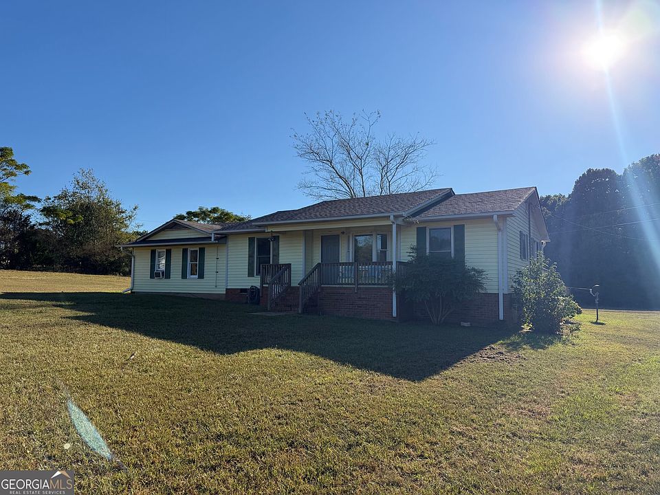 1st image of 816 Bert Moorhead Rd