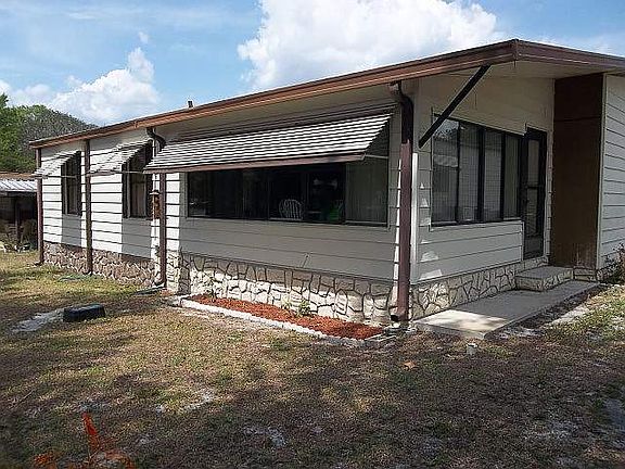 2nd image of 2382 Sandlewood Ln