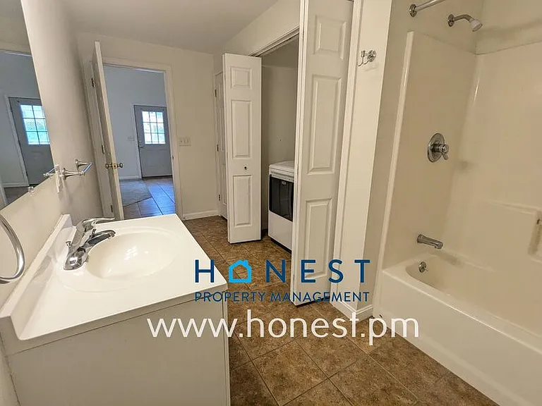 5 Crooker St #2 — Photo 23